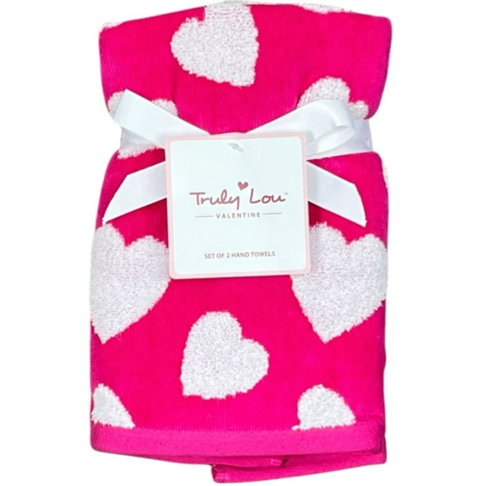 Truly Lou - ‘Hot Pink’ set of hand towels (2). NWT Last One!